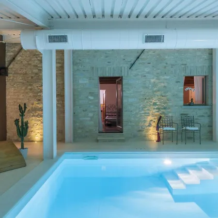 Luxurious In With Indoor Swimming Pool Willa *