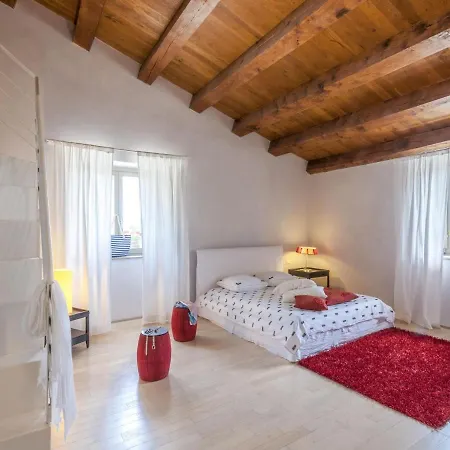 Luxurious In With Indoor Swimming Pool Villa *